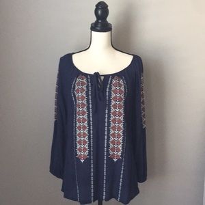 Solitaire Navy Tunic with Embroidered Details NWOT